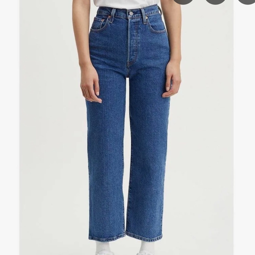 Levi’s Ribcage Straight Ankle Jeans‎ Womens 29